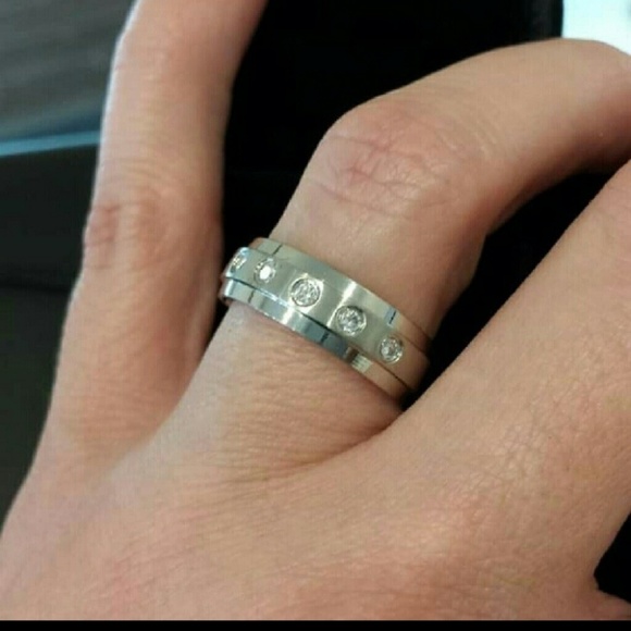 COPY - Mns & Lds steel wedding bnds sz 6 & sz 11 - Picture 2 of 2